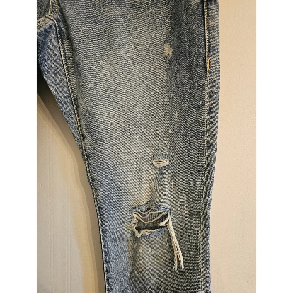 Cabi 100% BF Boyfriend Jeans Blue Distressed Paint Splatter Style 5884 Size 0